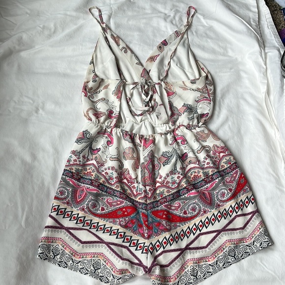 SUMMER ROMPER - Picture 3 of 7